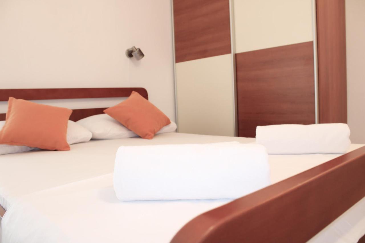 Penthouse Altus Apartman Baška Voda Kültér fotó